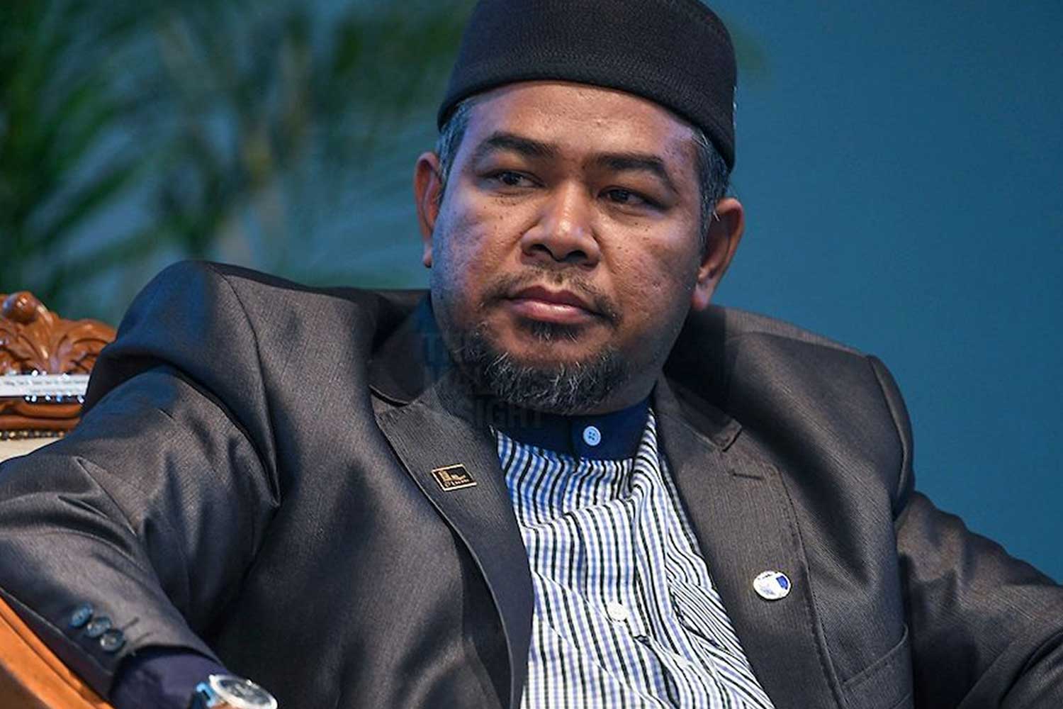 Khairuddin Seru Ahli Pas Undi BN, Tolak PN