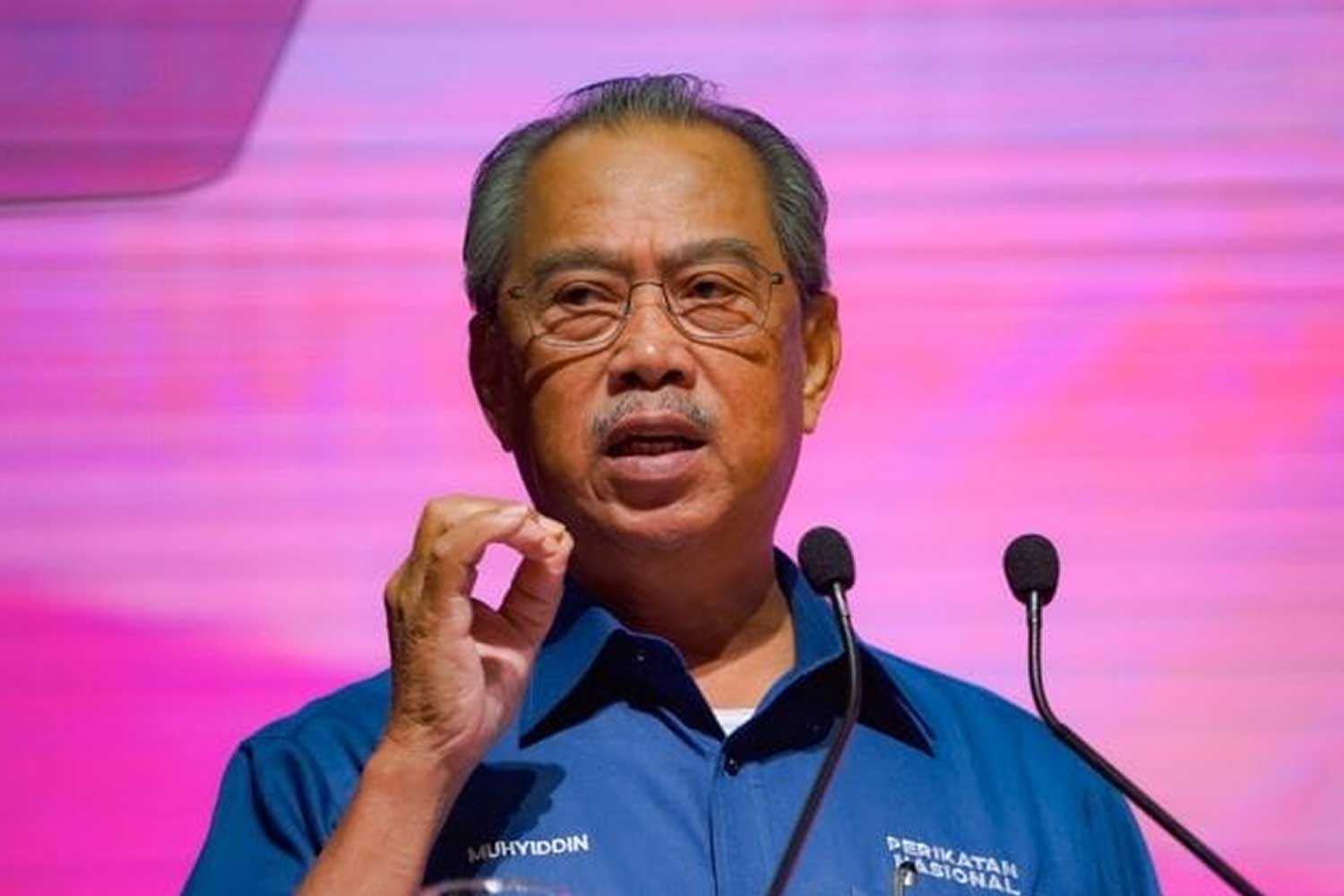 Akhirnya Muhyiddin ucap tahniah kepada Anwar jadi PM